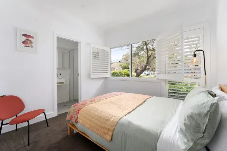 Thirroul Beauty - Be close to the beach, town and restaurants so you can enjoy!