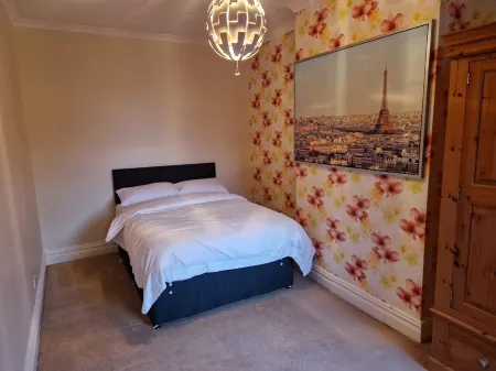 Decent rooms in Wakefield