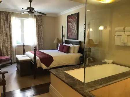 Luxury Seaview Apartment