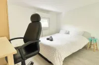 Maisonnette Villeneuve d'Ascq near Lille Hotel a Lambersart