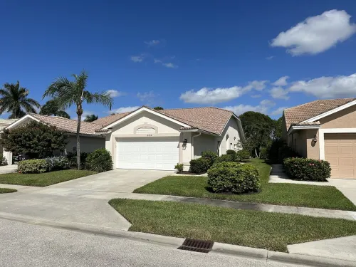 Welcome to Calumet Reserve, Lely Resort. Perfect for escaping the winter months.