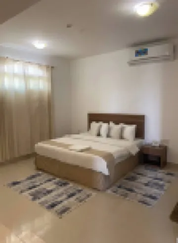 Rest-Inn Spacious one bedroom apartment Hotels in 