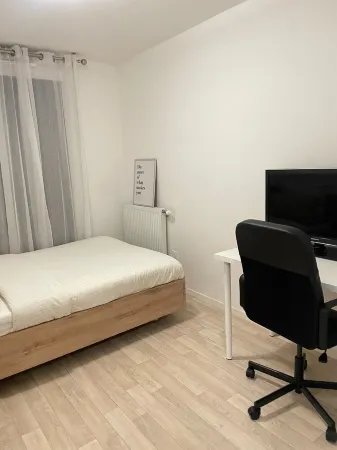Bel Appartement à 8 Minutes de Versailles et à 25 Minutes de Paris Centre Отели в г. Сен-Сир-л'Эколь
