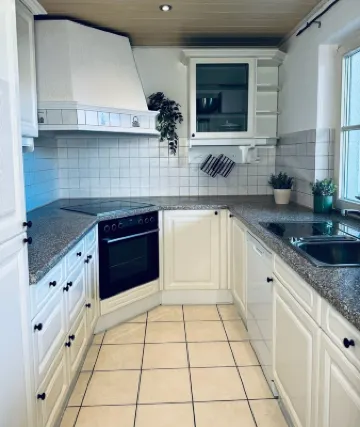 StayNature 3 BR App modern, quiet & central Hotels in Herzogenaurach