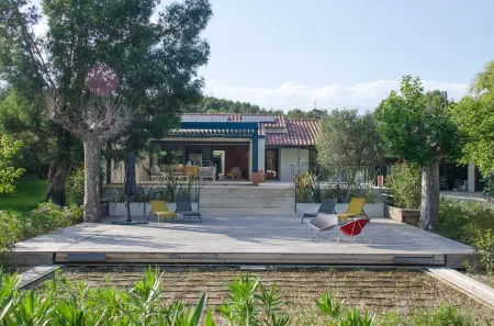 Charming and elegant villa