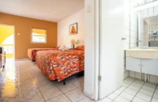 Coconut Inn Hotels in Noord