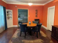 House in the Hood 3-bedroom SE Cleveland with WiFi