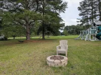 Spacious 7-bedroom property with guest house, Wifi, AC in lovely Cambridge