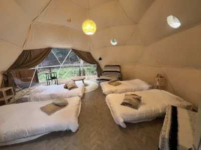 Izunokuni Glamping Terrace Emerald Forest Hotel in zona Jukkoku Pass