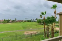 Spacious 5-bedroom house on Golf Course near South Padre Island