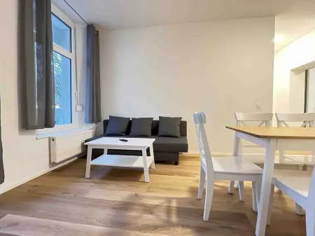 (AM1056) Modern fitter's apartment