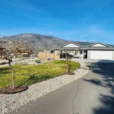 Wine Country Home w/ Hot Tub & Views | Vino Villa