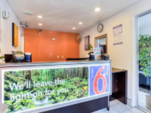 Motel 6 Tigard, or - Portland South - Lake Oswego Hoteles en Tualatin
