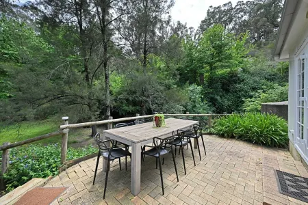 Secluded Wine Country Cottage | Mtb Amenities & Trails Nearby