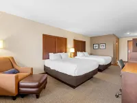 Comfort Inn & Suites Munising-Lakefront Hotels in Munising