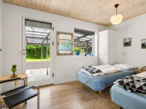 "Thorward" - 100m from the Sea