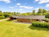 "Yngve" - 3.5km from the sea