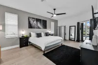 WOW! Luxury Punta Gorda waterfront home; HEATED POOL, golf community; WOW factor - balcony