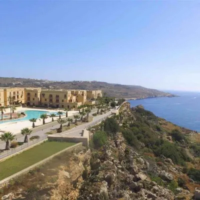Grand Hotel Gozo โรงแรมใกล้อ่าว Ramla Bay