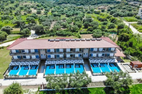 Royal Hotel and Suites