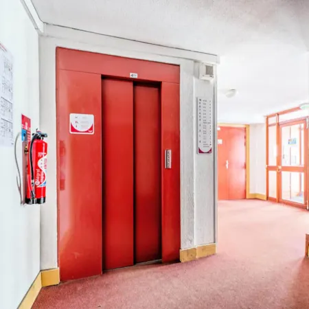Apartment Selection 1 bedroom (8 people) Отели в г. Бареж