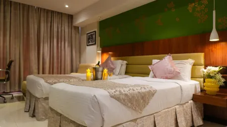 Club Emerald Отели рядом с достопримечательностью «Серай Мангров Парк»