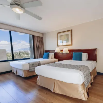 La Quinta by Wyndham Quito Hotels near Multicines