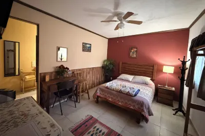 West Refugio Hotels in der Nähe von Museo Panteón de la Santa Vera Cruz