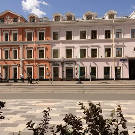 Mercure Moscow Baumanskaya (Меркюр Бауманская) Отели рядом с достопримечательностью ««Островок»»