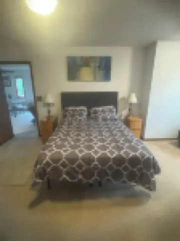 Spacious 1 BR Apartment located above a Salon.