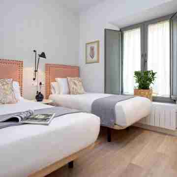 Bright apartment in Granada. Varela Rooms