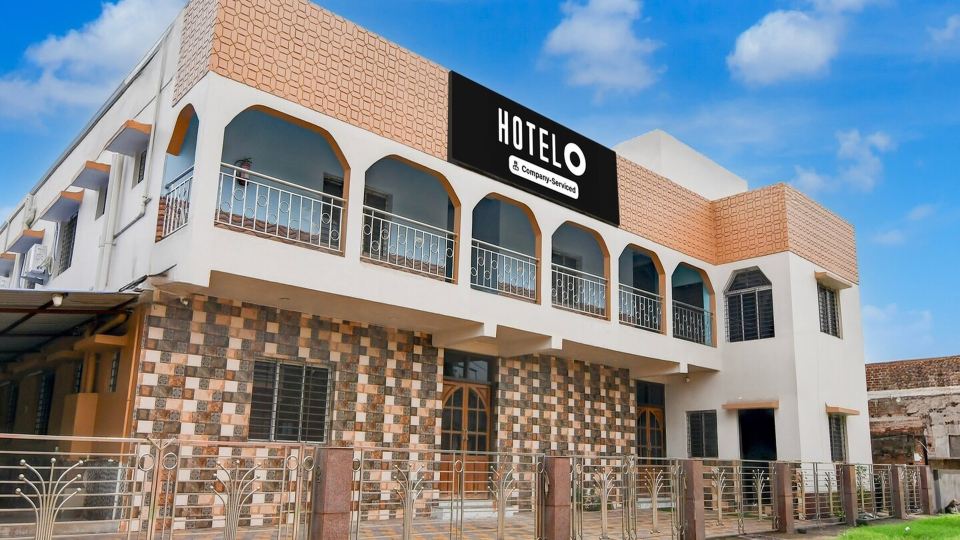 Hotel O Durgapur Near Nshm College Formerly Mon Palace