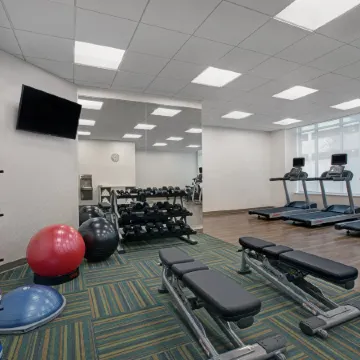 Holiday Inn Express MILWAUKEE DOWNTOWN by IHG