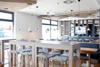 Holiday Inn Express RINGSHEIM by IHG - 朝食