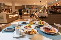 Hotel Don Juan Tossa - พร้อมอาหารเช้า