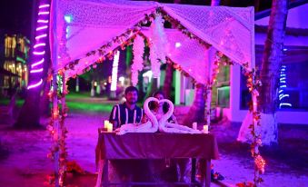 Sundaze Beach Resort