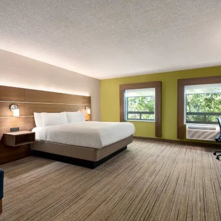 Holiday Inn Express WINCHESTER SOUTH STEPHENS CITY by IHG