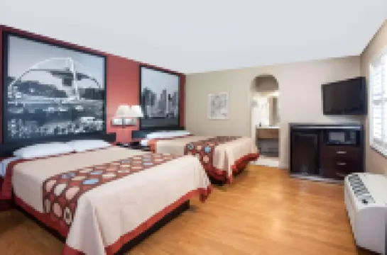 Motel 6 Pasadena, CA – Old Town Pasadena Area