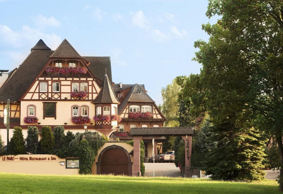 hotel overview picture