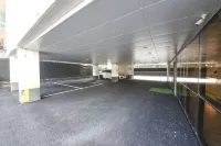 Hound Hotel Gimhae Samgye - Parking