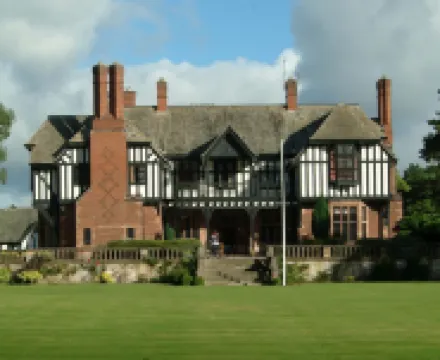 Inglewood Manor Hotels in 