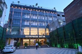 EcoXpress Satva Varanasi - 5 km from Kashi Vishwanath Temple, Varanasi