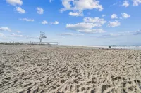 4980 Sandyland Road #215 1 Bedroom Condo