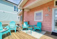 Changes in Latitude 6 Bedroom Home by RedAwning - Pet friendly