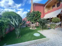 Detached House with 6 Beds Hotels in Capoterra