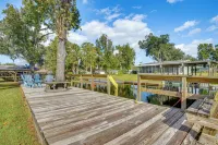 Riverside Retreat w/ Boat Dock in Sunny Astor! - Wifi