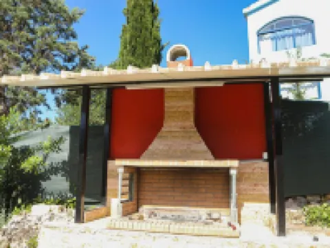 Corfu Seaside Cottage - Private Garden Retreat Hotels in Gouvia