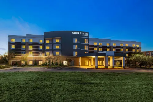 Courtyard Starkville MSU at the Mill Conference Center Hotels in Oktibbeha County