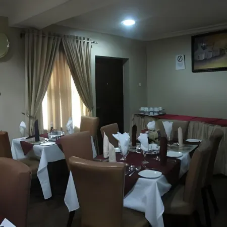 Newcastle Hotel