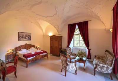 Hotel Klaster Zeliv Hotel di 